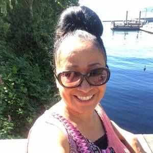 Meet your Posher, Debra